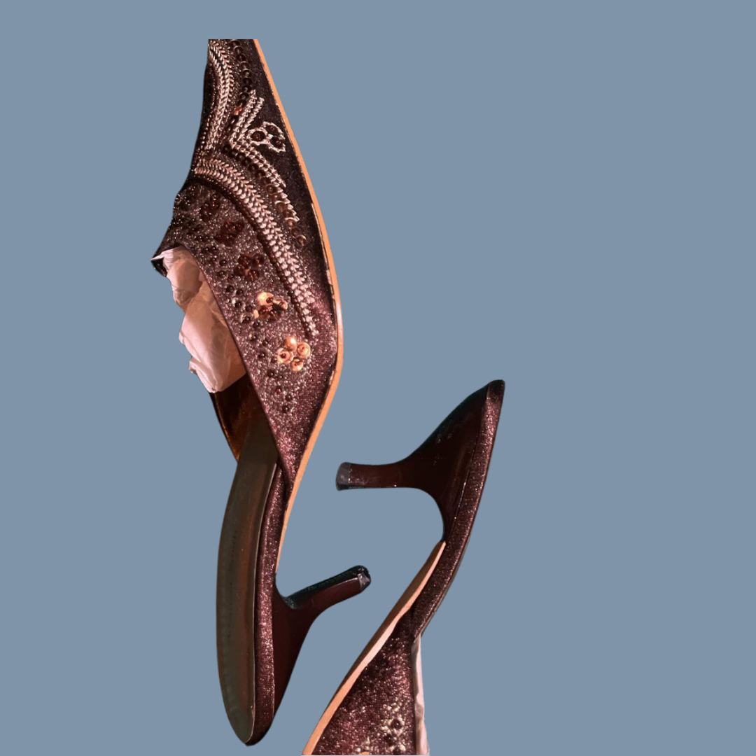 Amanda Smith Brown Leather Kitten Heels Size 8.5